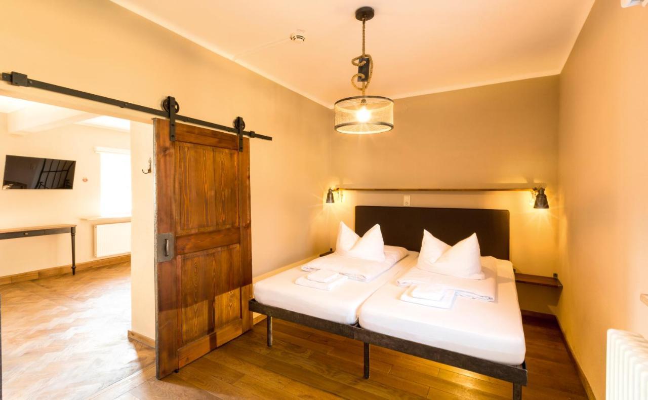 Knast-Hotel Fronfeste Amberg Bagian luar foto