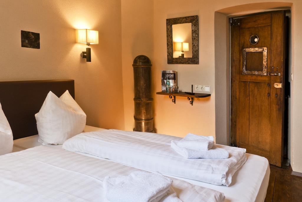 Knast-Hotel Fronfeste Amberg Ruang foto