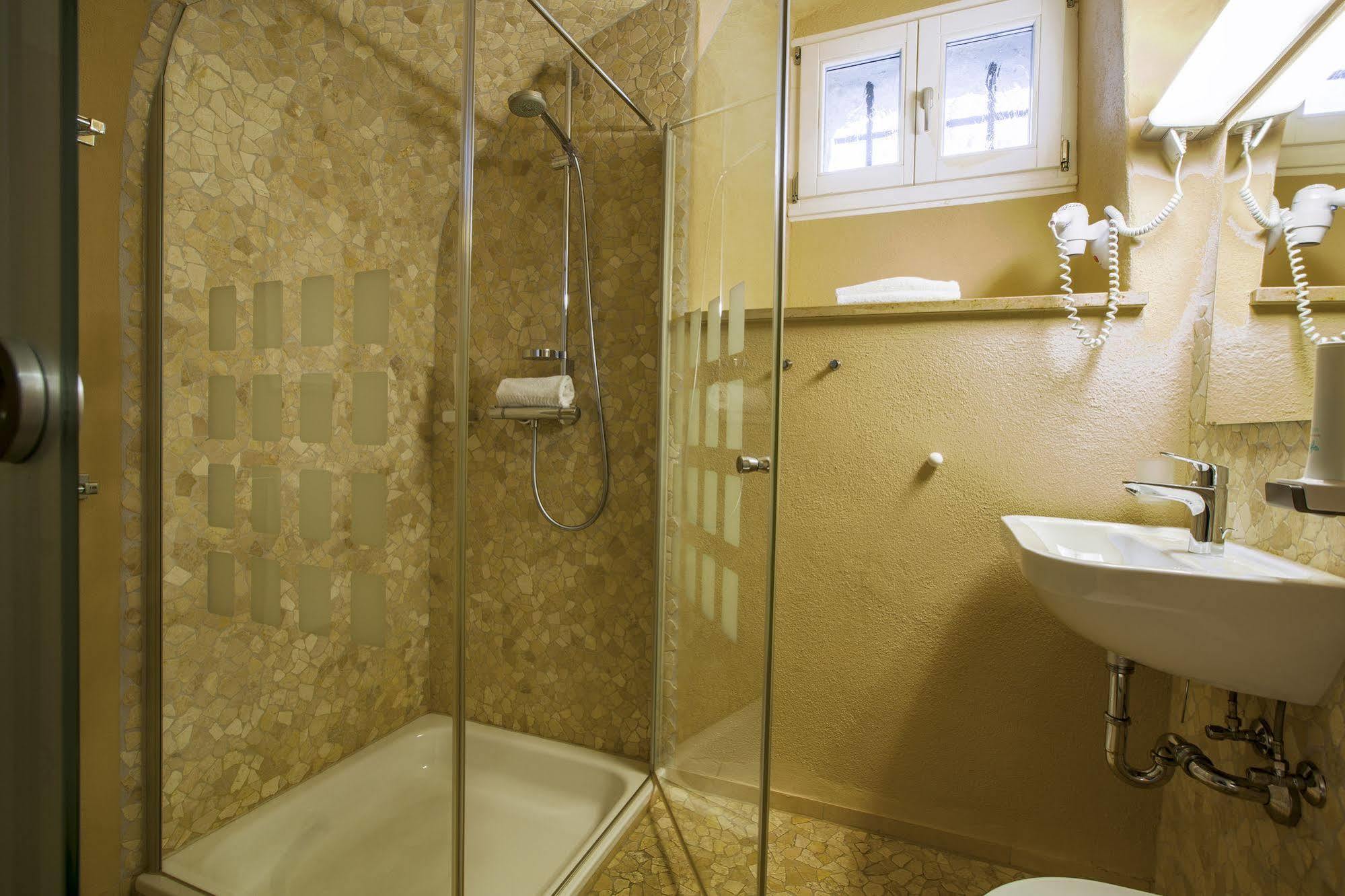 Knast-Hotel Fronfeste Amberg Bagian luar foto