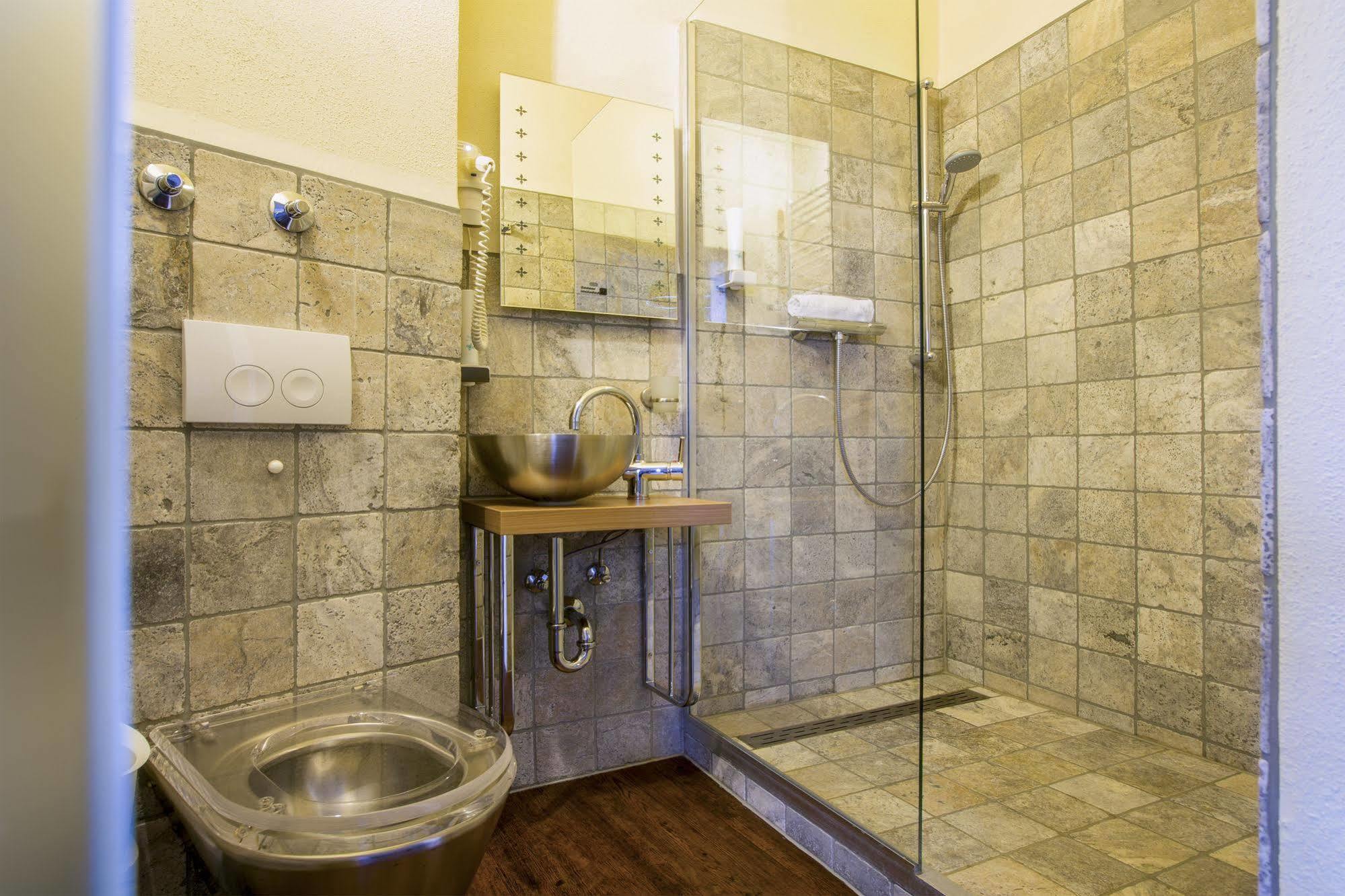 Knast-Hotel Fronfeste Amberg Bagian luar foto