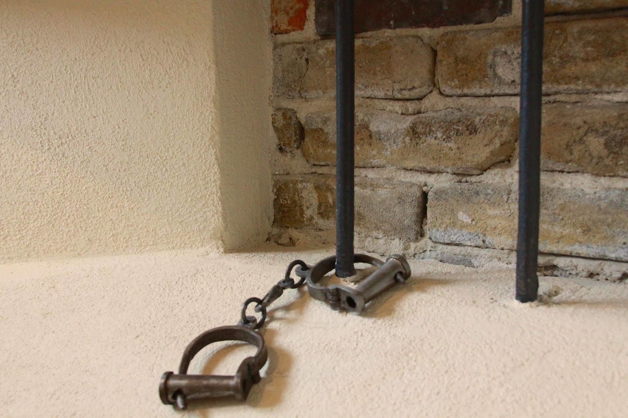 Knast-Hotel Fronfeste Amberg Bagian luar foto